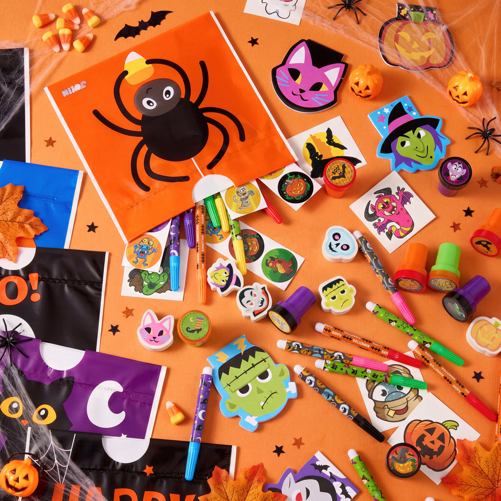 Joyfy 192 Pcs Halloween Stationery Set, Halloween Markers Rulers Stickers Erasers Stamps Notebooks Bags Party Favors,Halloween Trick or Treat Bags,Halloween Gifts for Kids,Classroom Favors