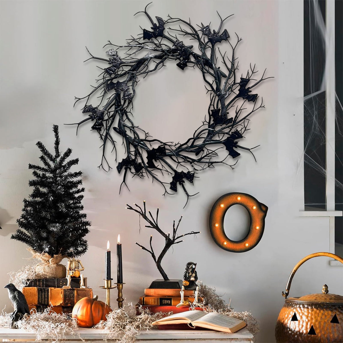 Boovnll Halloween Wreath, 18" Horror & Novelty Handmade Black Twig Glitter Bats Halloween Wreaths for Front Door Fireplace Wall Porch Party Decor, Halloween Decorations