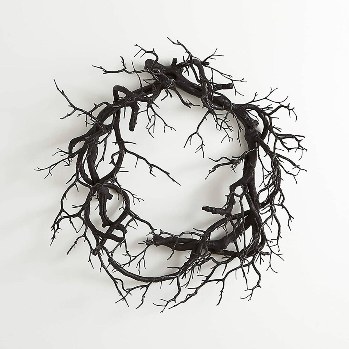 18 Inch Black Artificial Dead Branch Wreath, Twisted Bare Twig Halloween Wreath Frame, Spooky Gothic Twig Garland Base for Front Door Table Centerpiece Halloween DIY Decor
