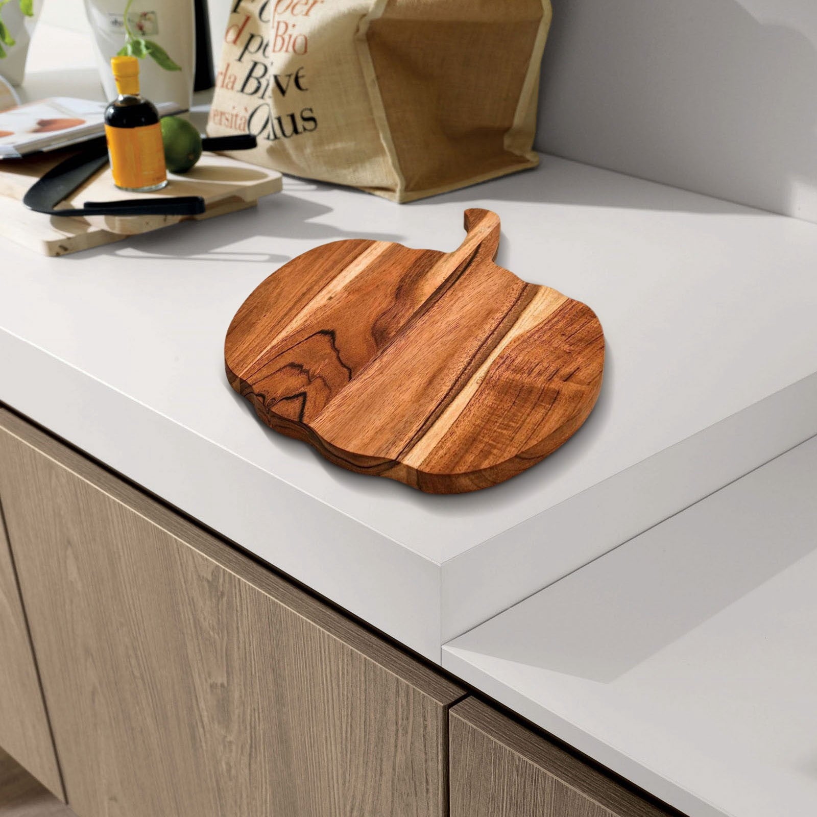 geerera Pumpkin Shaped Wooden Serving Board, Cheese & Charcuterie Platter for Fall, Thanksgiving & Halloween Parties