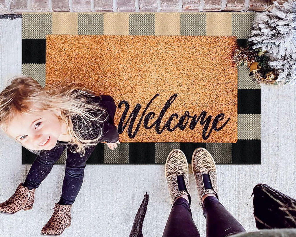 HearthHarmony Buffalo Plaid Area Rugs 2x3 Ft Brown and Black Checkered Rugs Washable Front Door Mat Hand Woven Cotton Outdoor Small Rug for Front Porch Kitchen Entryway Patio Bathroom