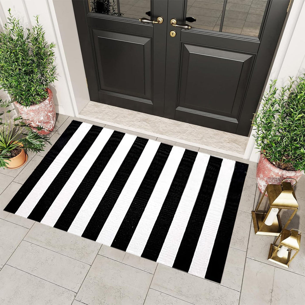 Guozer Fall Outdoor Rug Orange Plaid Outdoor Rug Cotton Hand-Woven Check Rug Layered Doormats For Front Door/Front Porch/Farmhouses/Entryway/Patio 23.6''x 35.4''