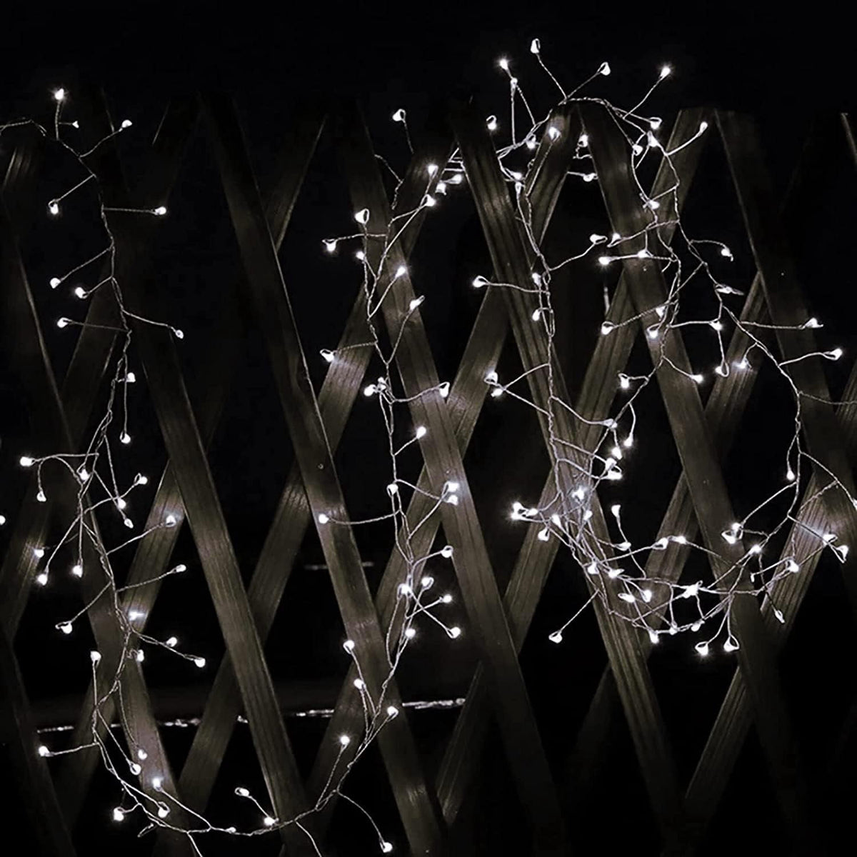 Mini Firecrackers String Light 19.68Ft 200 LED USB Operated 8 Modes Cluster Chain Fairy String Lights with Remote Control Firefly Lights for Xmas Party Home Garden Decoration