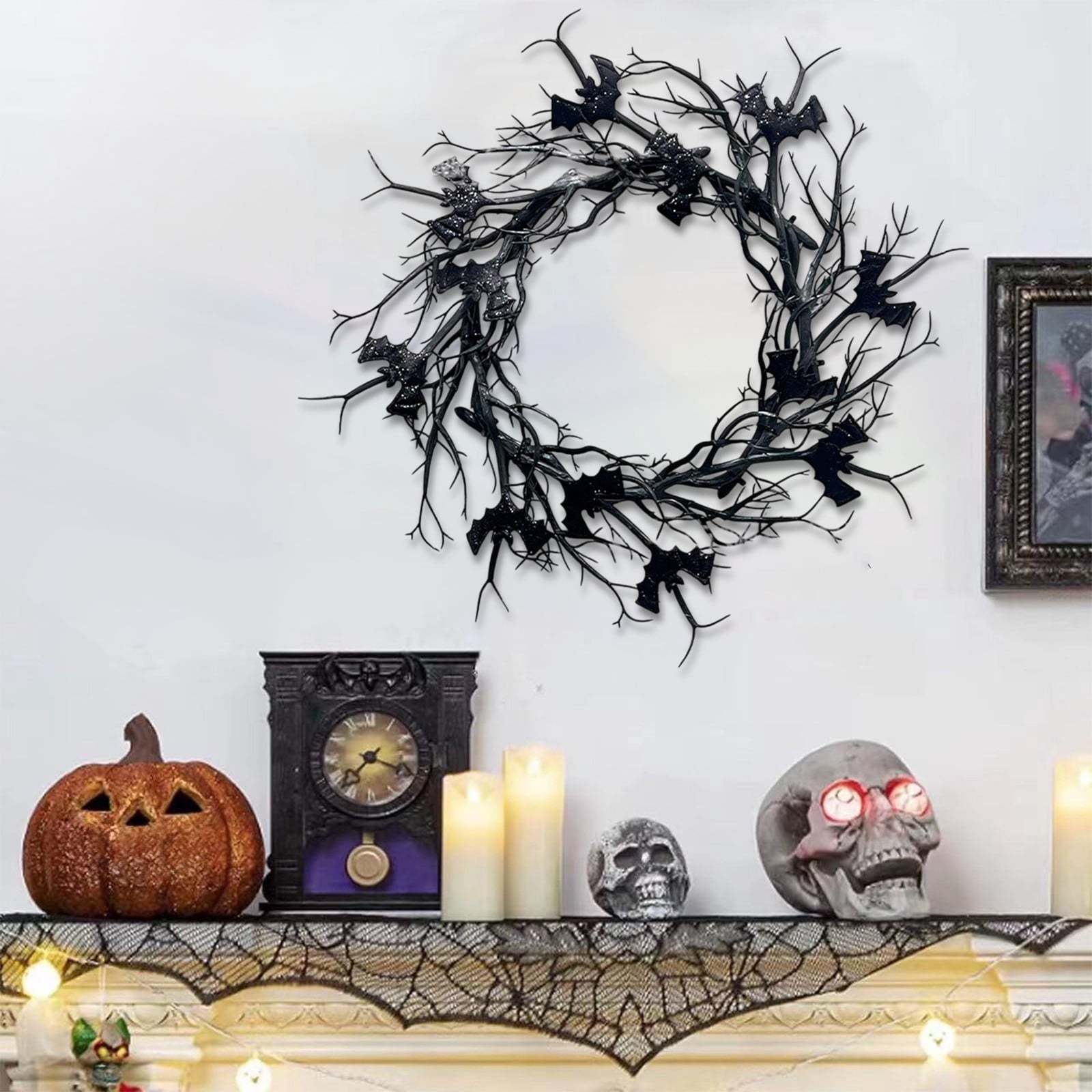 WWC Halloween Wreath, 18 inch Black Bats and Bare Branch Wreath, Gothic Halloween Decor Twig Wreath for Halloween Party Front Door Porch and Fireplace