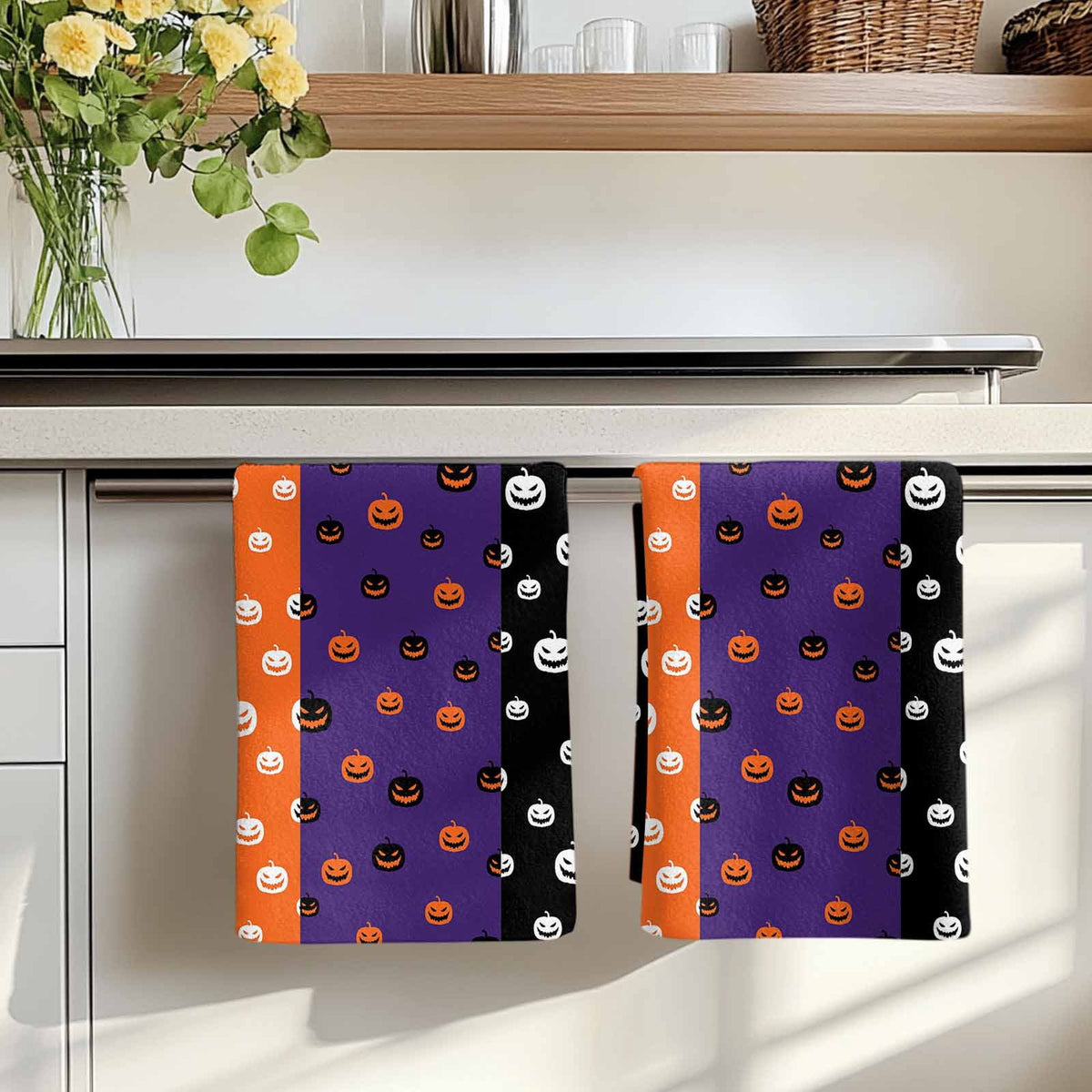 Dish Towels, Halloween Absorbent Kitchen Towels 1 PC, Haunted Pumpkins Pattern Microfiber Hand Towels Dish Cloths Tea Towels for Home&nbsp; Bathroom,18X28-Inch, Orange Purple Black