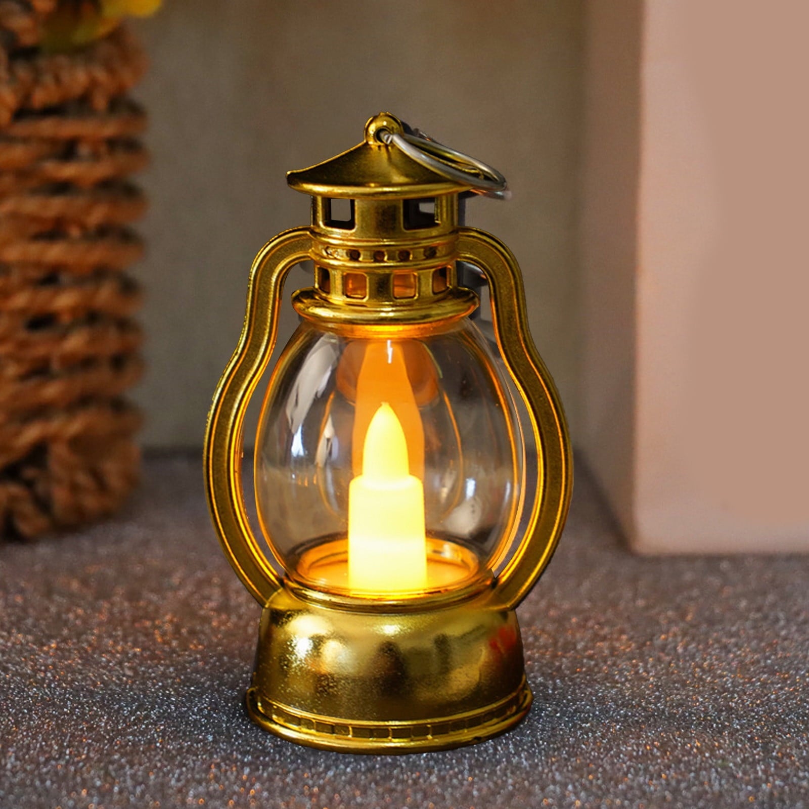 Harlier Vintage Design Plastic Mini Lantern, Tables Centerpieces LED Simulation Candle, 3.6 Inch Small Hanging Lantern, Lanterns Decorative for Wedding Centerpiece Tables (Gold)