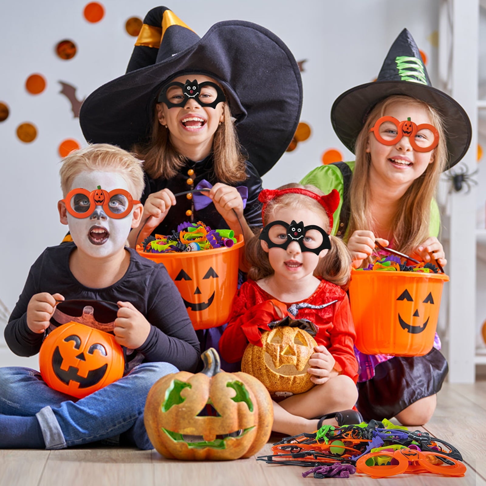 Scidweet Halloween Toys for Kids, 96 Pcs Halloween Party Favor Decorations Gifts Classroom Prizes Treasure Box Toys
