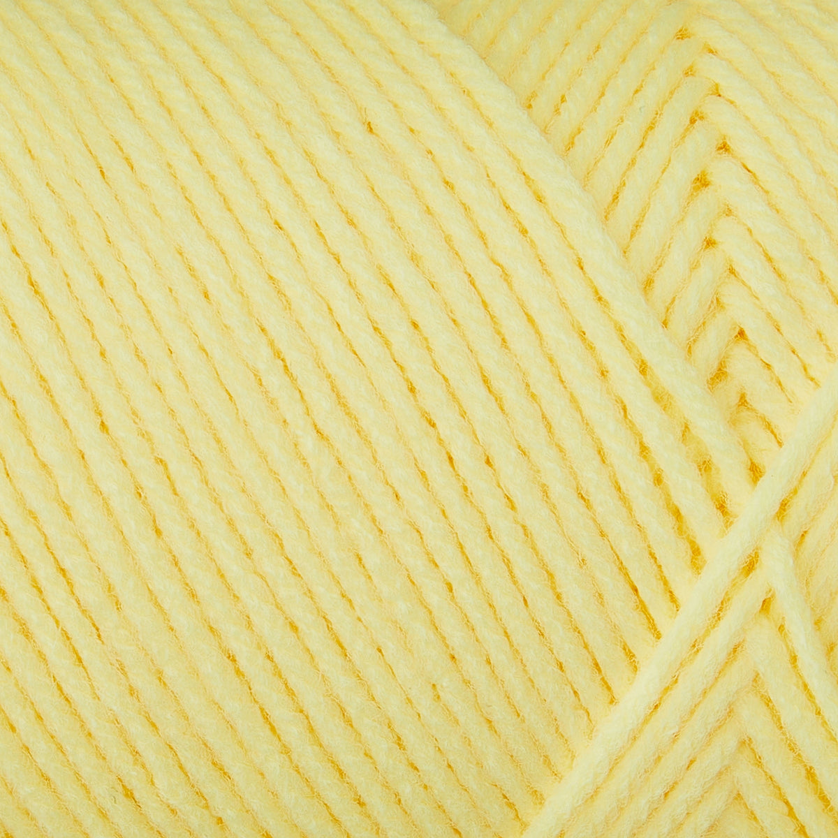 Mainstays Medium 4 Acrylic Yarn, White, 7 oz, 397 Yards