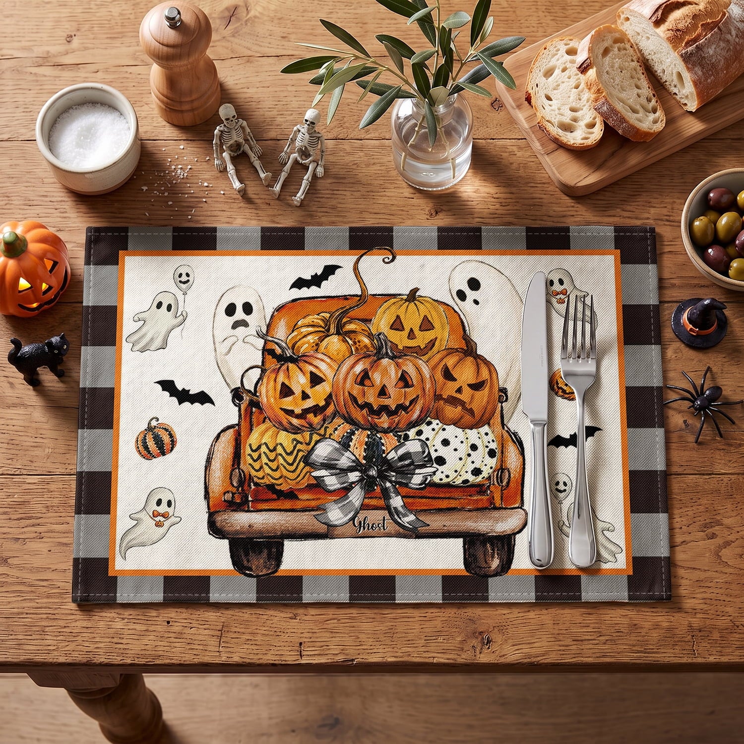 Smile Jack-O'-Lantern Spider Web Halloween Table Placemats Set of 4 Round 15 Inch Black