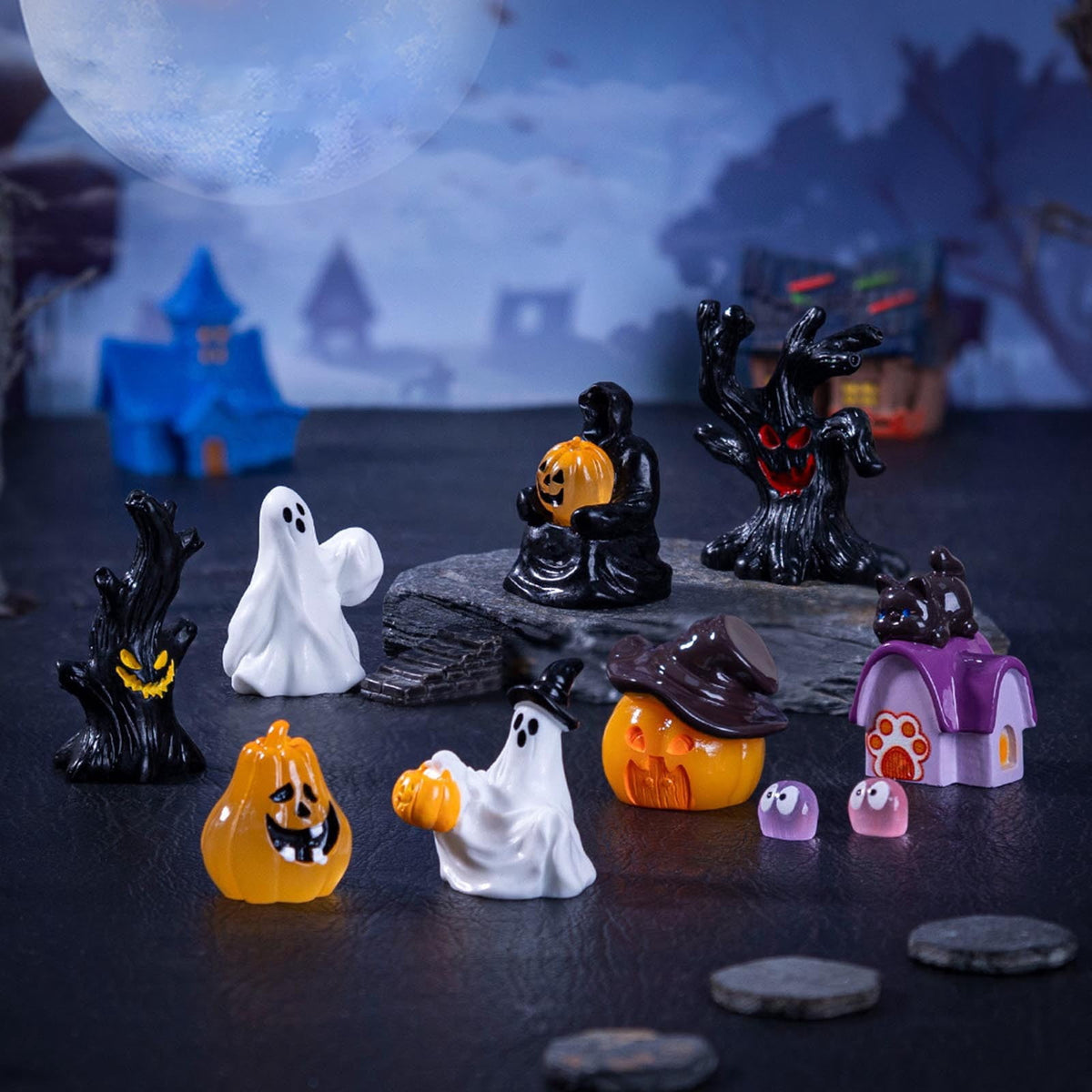 PEIBang Halloween Miniature Ghost Figurine 3.15 in Scary Resin Decor for Tabletop Shelf Display with Realistic Textures Dark-Tone Halloween Decoration