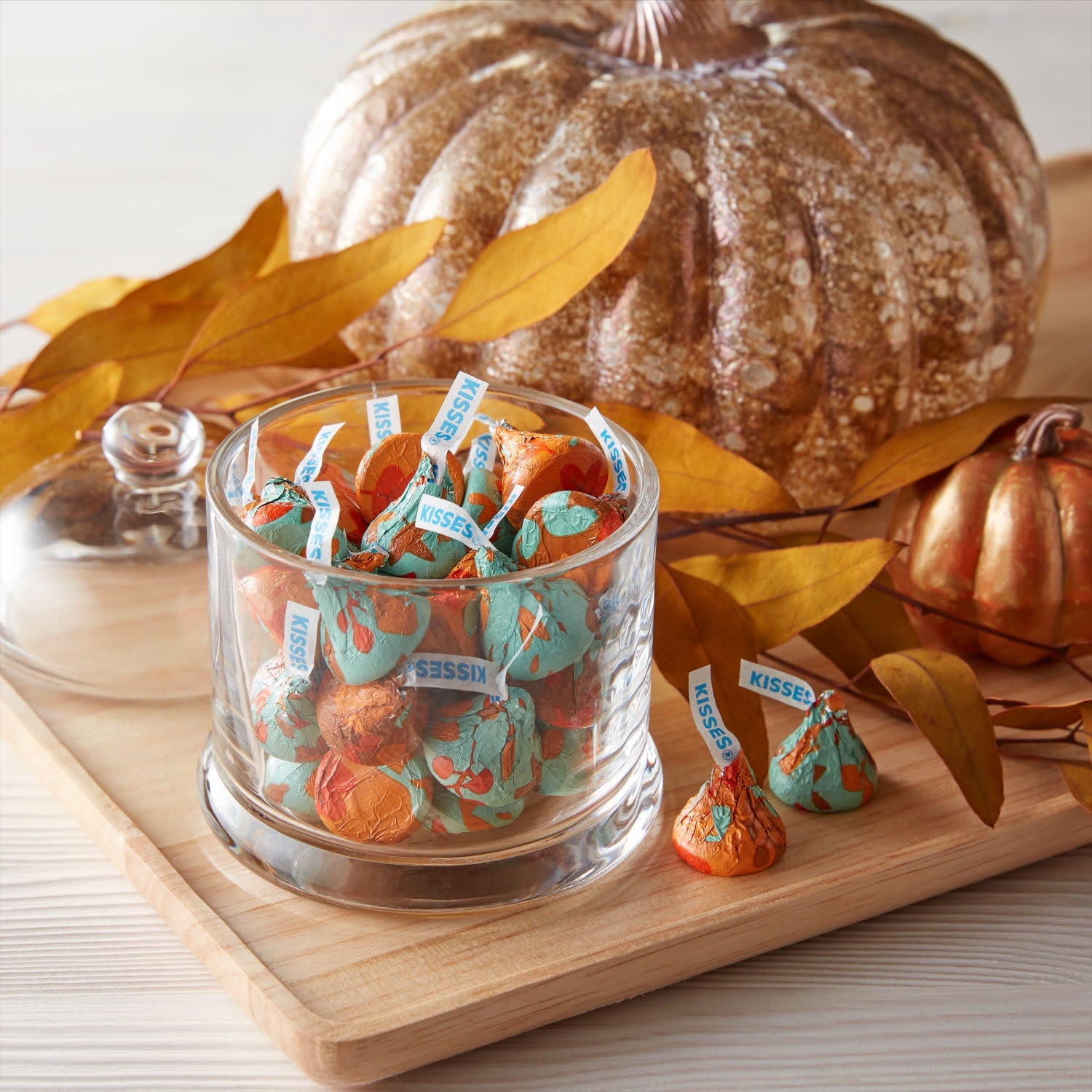 Hershey's Kisses Milk Chocolate, Fall Candy Bag, 9 oz