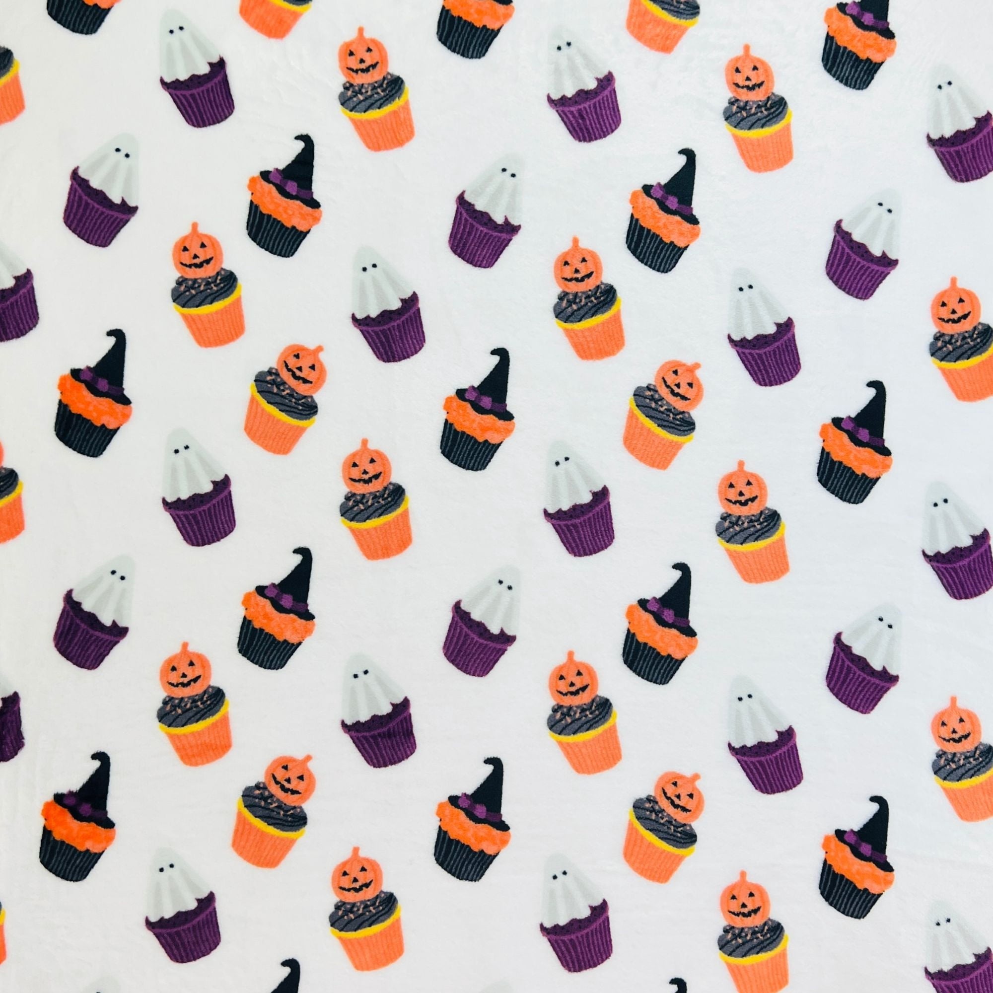 Serafina Home Halloween Throw Blanket: Fuzzy Boo! Jack O'Lantern Spider Webs Skull and Black Cats Print on Velvet Fleece for Sofa Bed Couch Chair Dorm