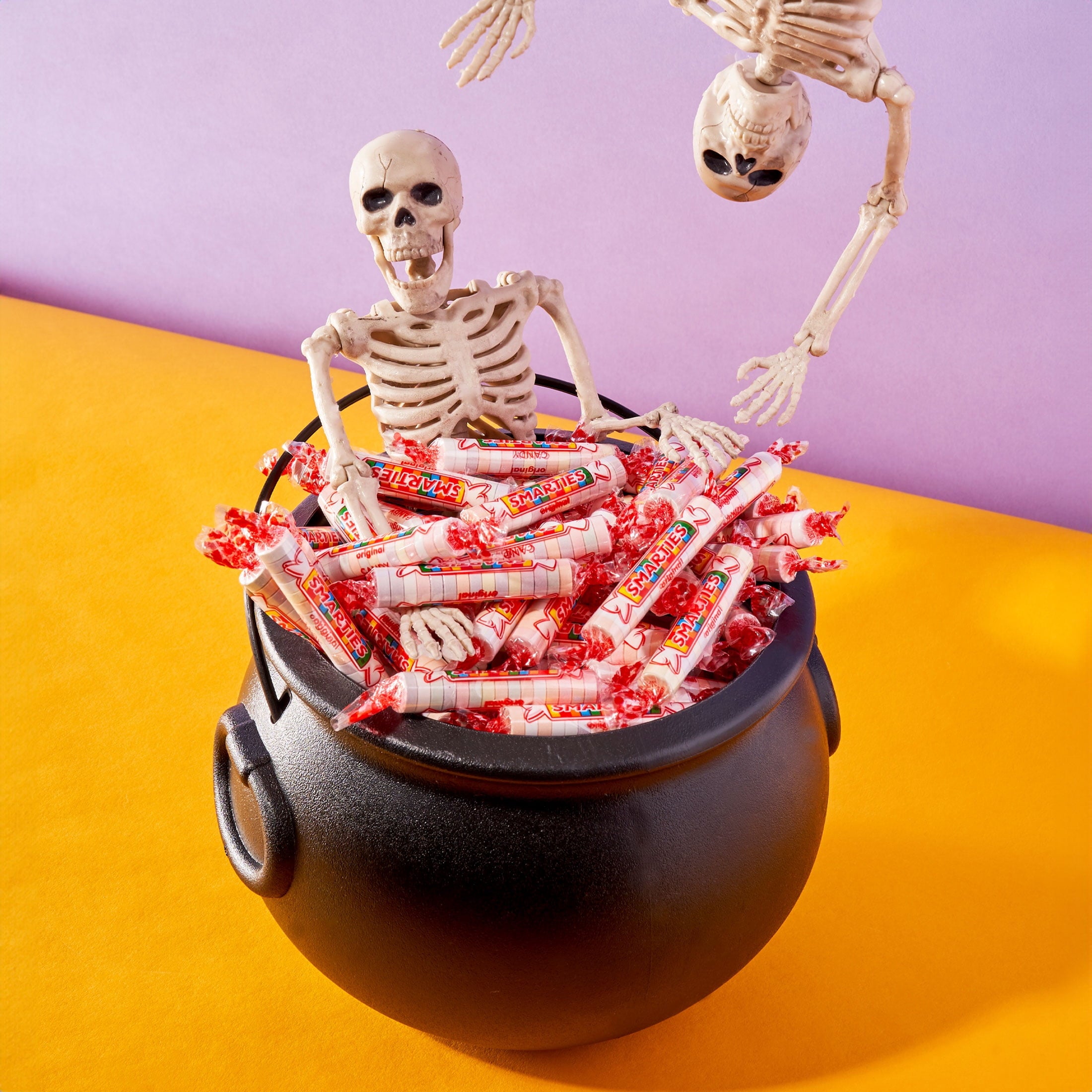 Smarties 2.25lb Halloween Bag - Flavored Candy Rolls