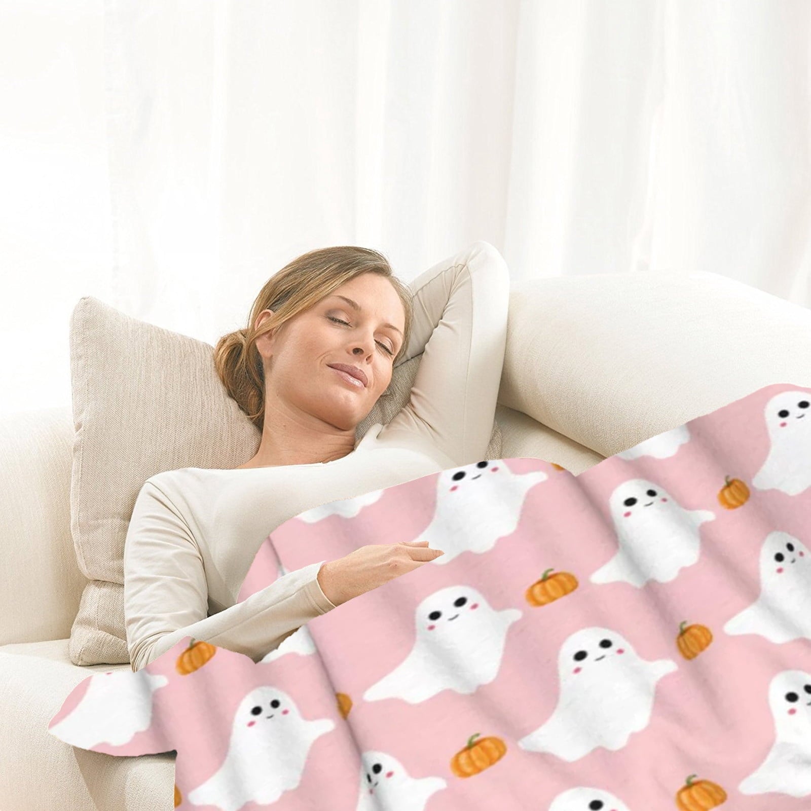 Pink Halloween Throw Blanket for Couch Fleece Halloween Decorations Throw Blankets Lightweight Soft Plush Big Throws and Blankets with Funny Ghost,30x40in
