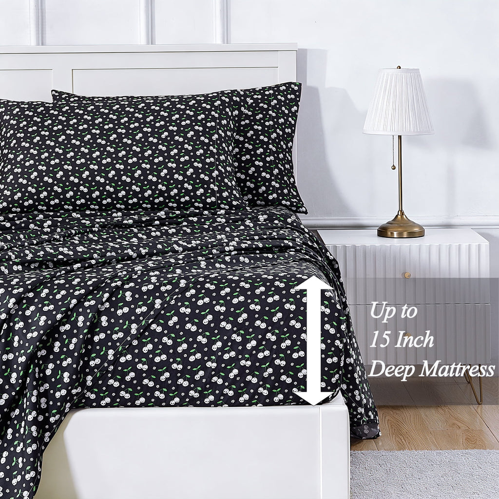 Summerween Crafted by Catherine Full 4-Piece Sheet Set, Black & White Nautical Ghosts