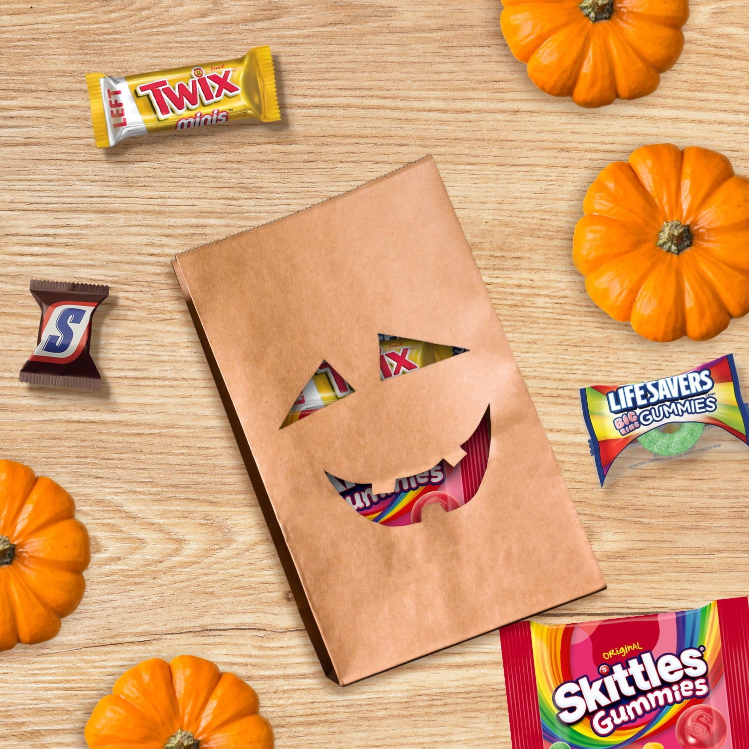 Snickers, Skittles Gummies & More Halloween Candy Variety Pack - 205 Ct Bulk Bag