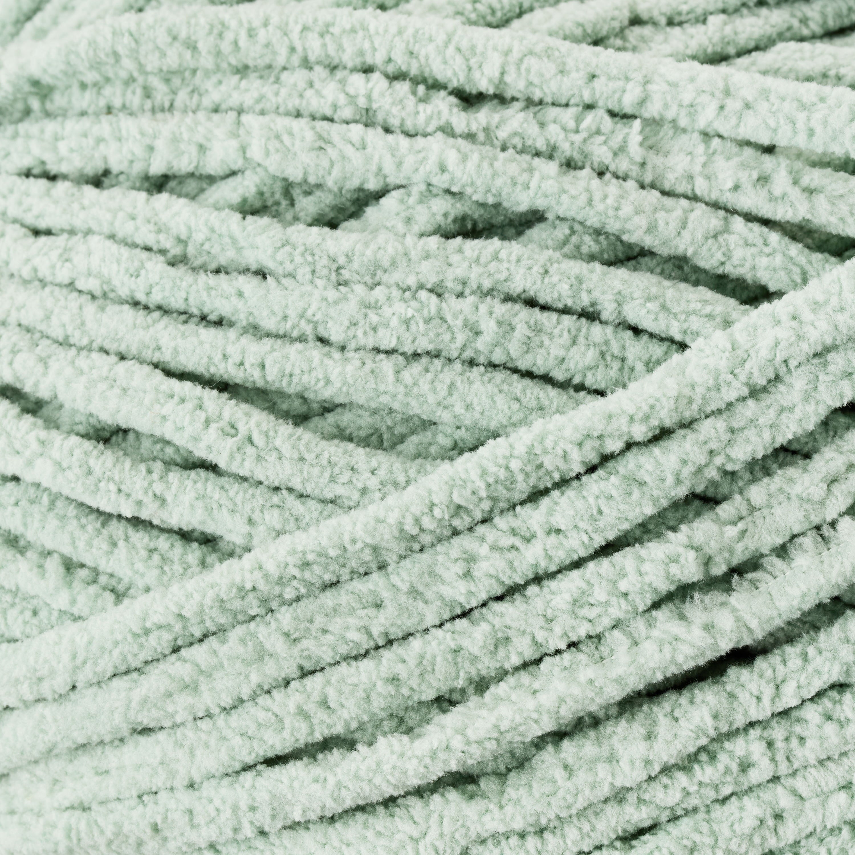 Mainstays Cozy Chenille Yarn, 220 yd, Arctic White, 100% Polyester, Bulky