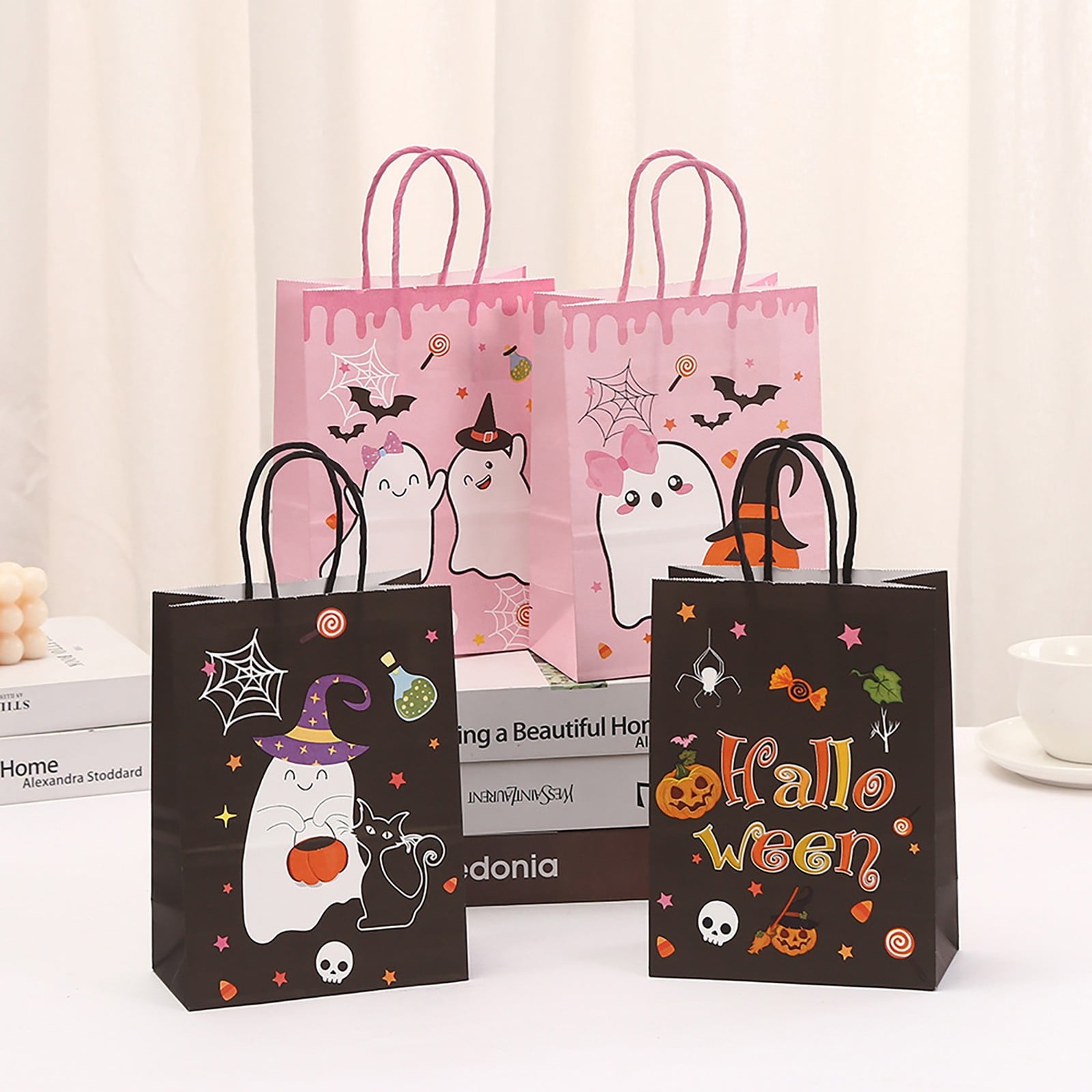 Halloween Cute Ghost Paper Gift Bags with Handles,Trick or Treat Candy Bags for Pumpkin Candy Goodie Present Bags, Festive Halloween Party Favor Bags Gift Holders for Gifts Treats(A)
