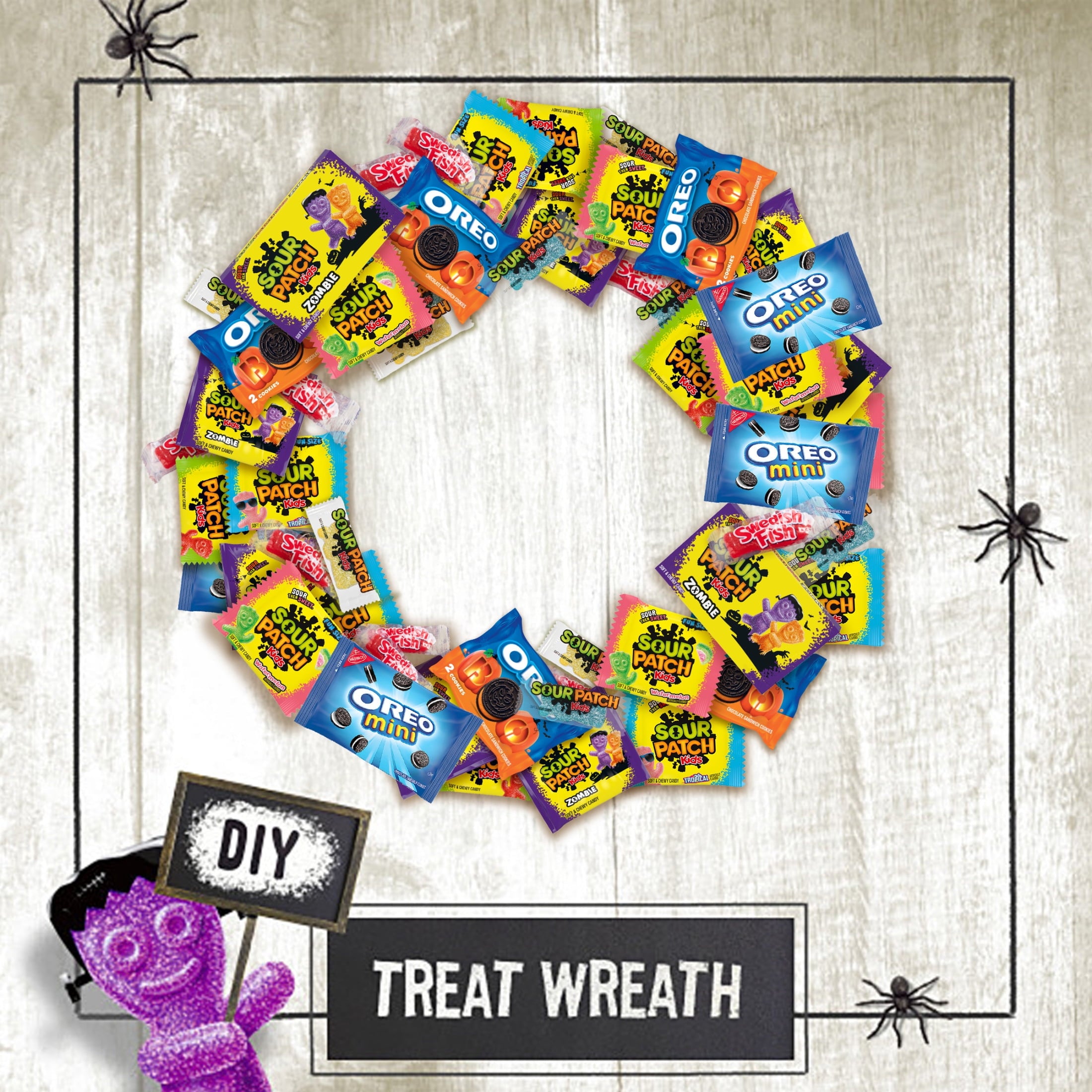 SOUR PATCH KIDS Original & Watermelon Halloween Candy Variety Pack, 40 Trick or Treat Bags