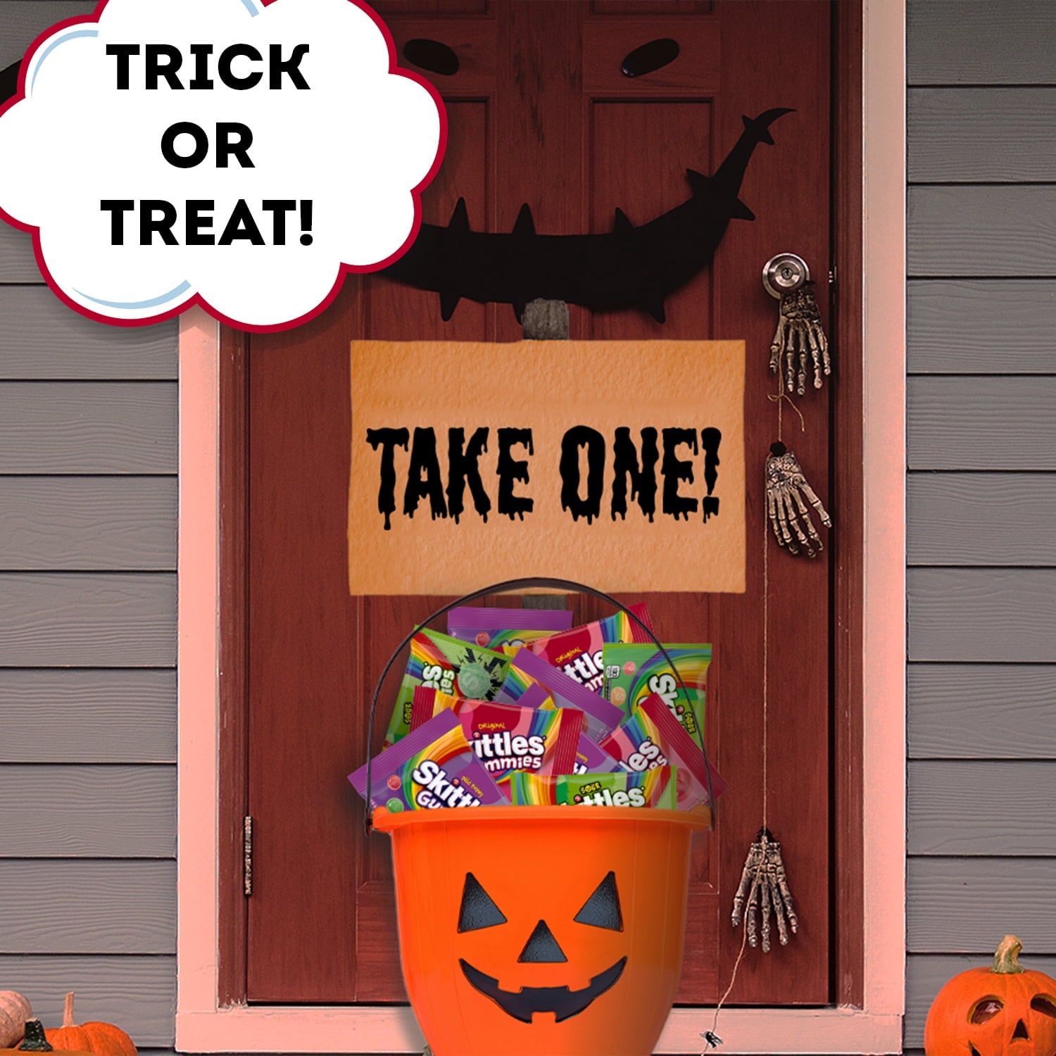 Skittles Gummies Fun Size Halloween Candy Variety pack Gummies Mix - 16.15 oz Bulk Bag