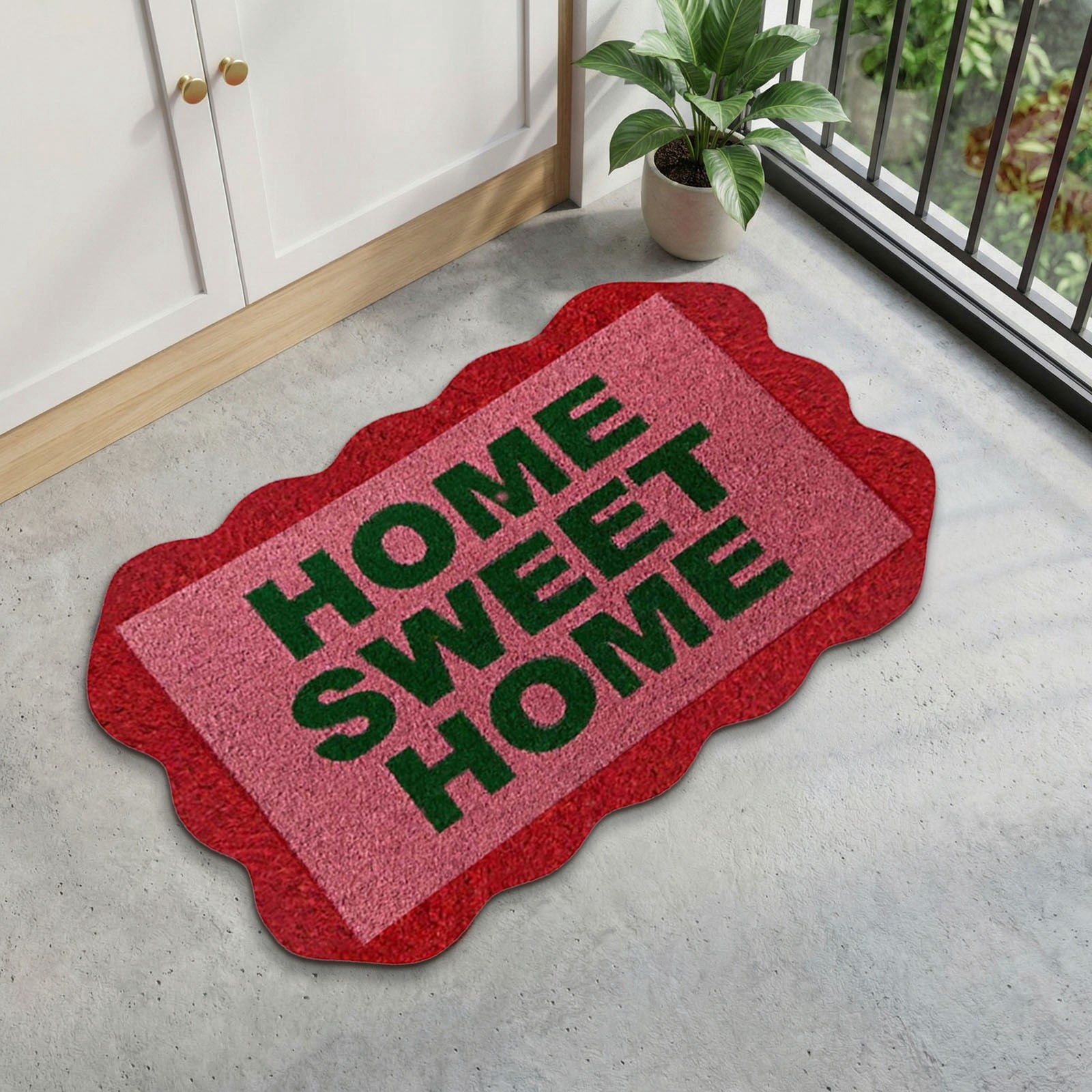 Lypsnake Natural Coco Coir Doormat - "Love Grows Here" Printed with Delicate Floral Pattern, Non-slip Absorbent Entry Mat for Home Entrance Porch Patio and Outdoor Decoration
