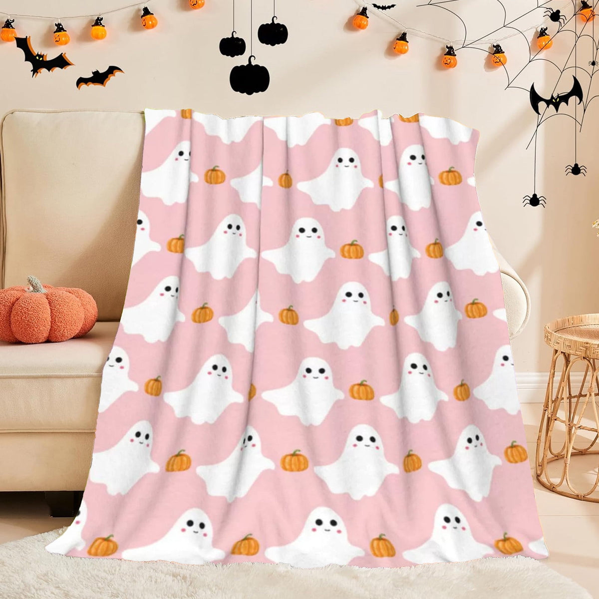 Pink Halloween Throw Blanket for Couch Fleece Halloween Decorations Throw Blankets Lightweight Soft Plush Big Throws and Blankets with Funny Ghost,30x40in