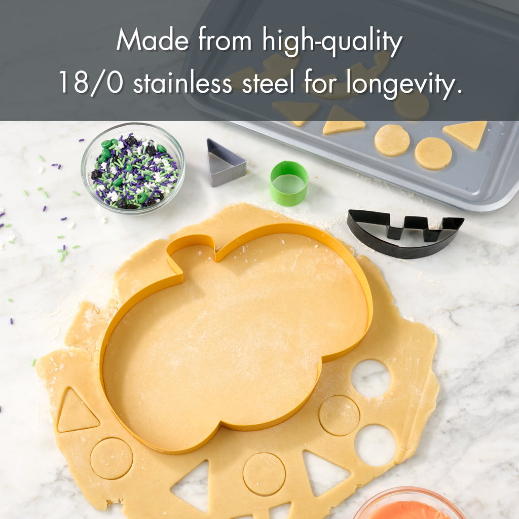 Way To Celebrate 4-Piece Cookie Cutters Jack-o’-lantern, Orange, Green, Purple, Black