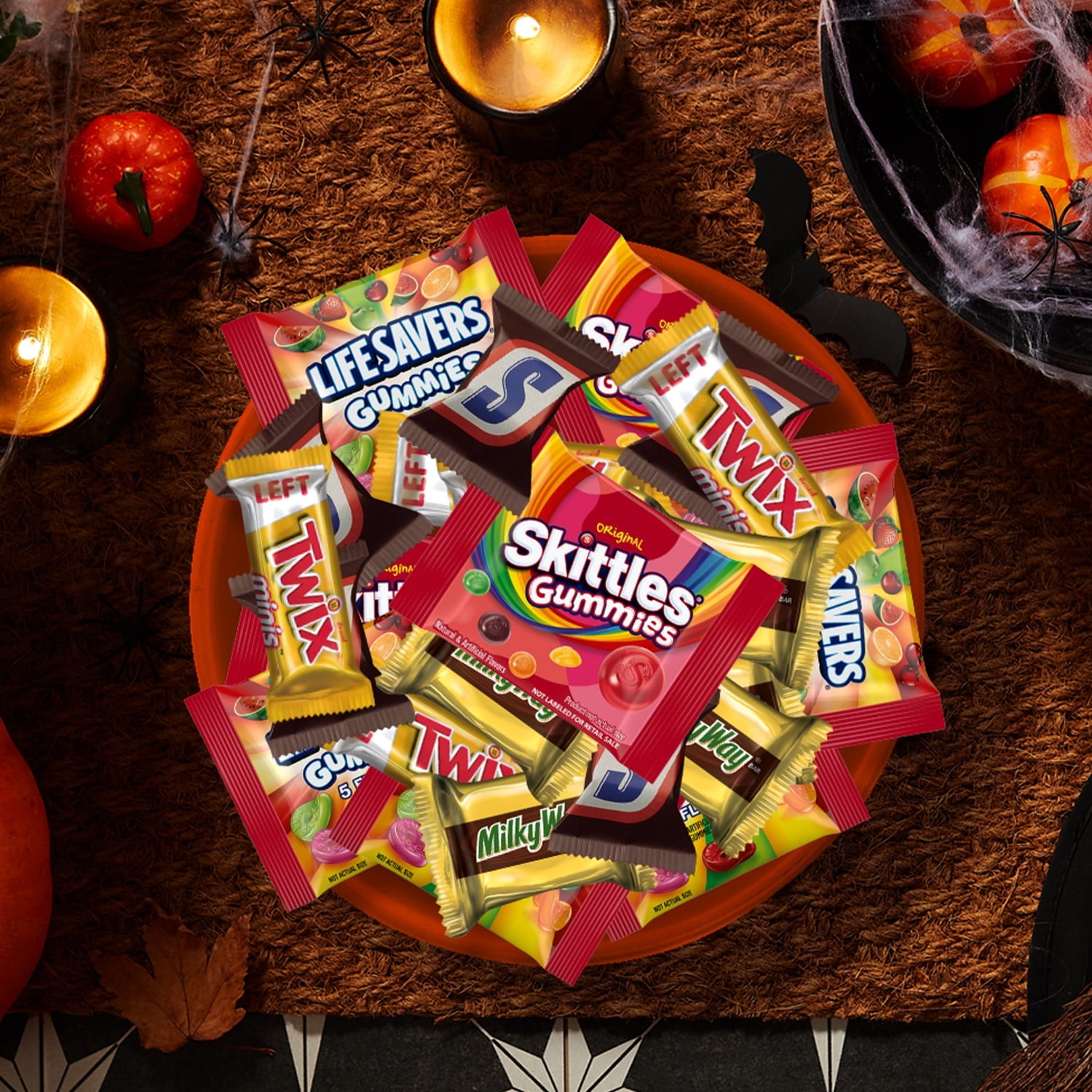 Snickers, Skittles Gummies & More Halloween Candy Variety Pack - 205 Ct Bulk Bag