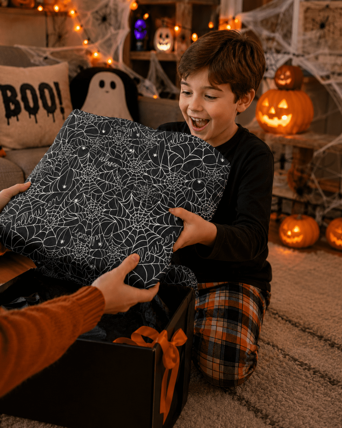 Serafina Home Halloween Throw Blanket: Fuzzy Boo! Jack O'Lantern Spider Webs Skull and Black Cats Print on Velvet Fleece for Sofa Bed Couch Chair Dorm