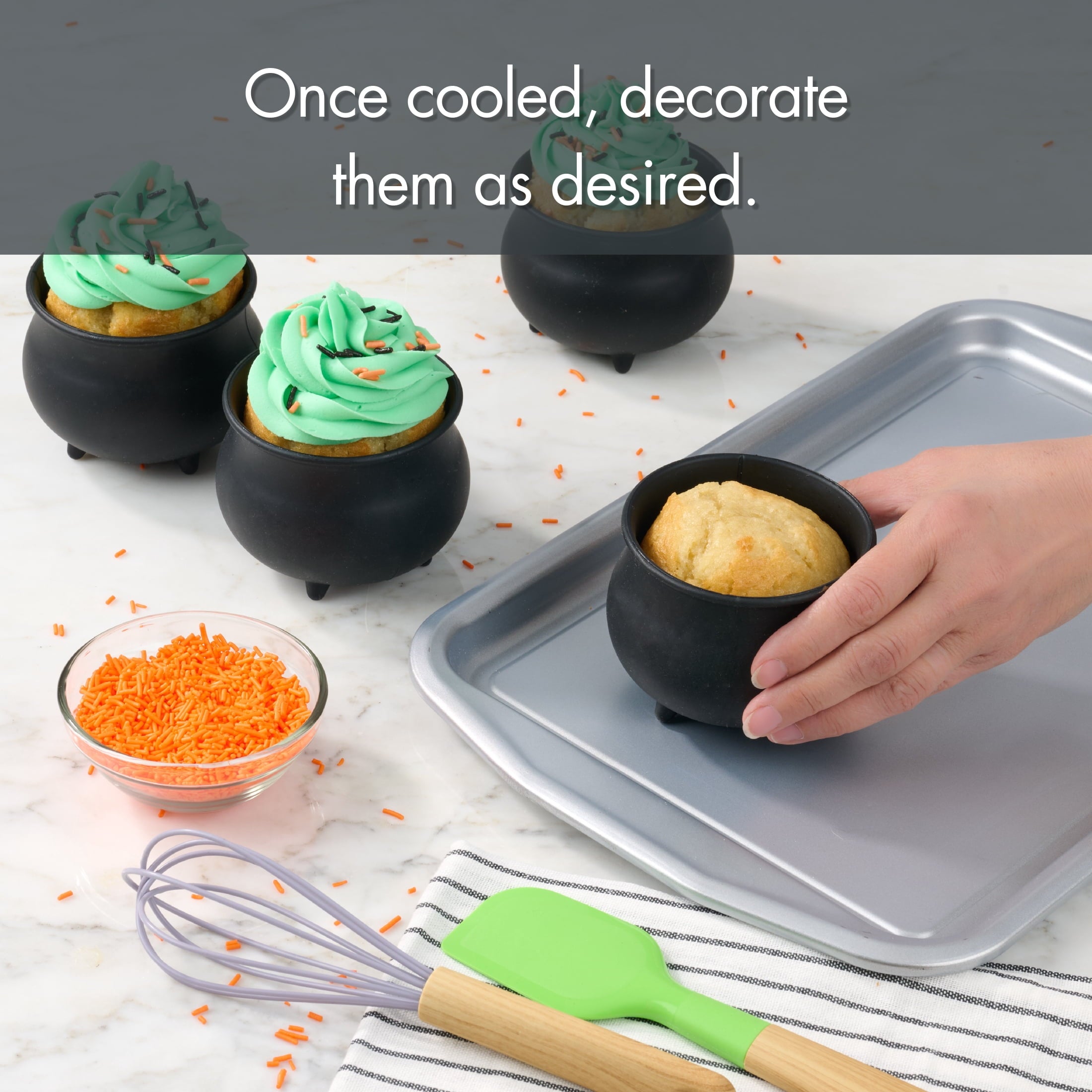 Way To Celebrate 4-Piece Silicone Cauldron Baking Cup Set, Black