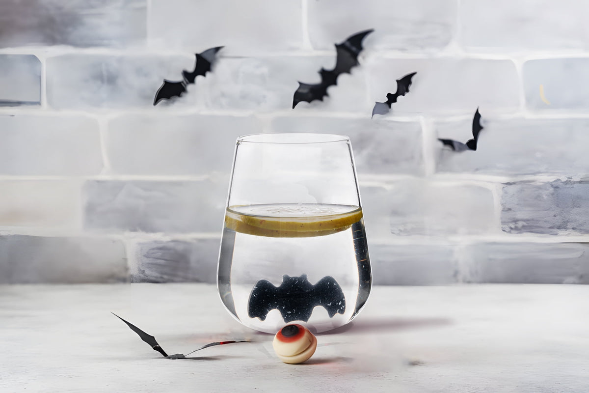 Way To Celebrate Halloween Stemless Wine Glass with Bat, 16.5 oz