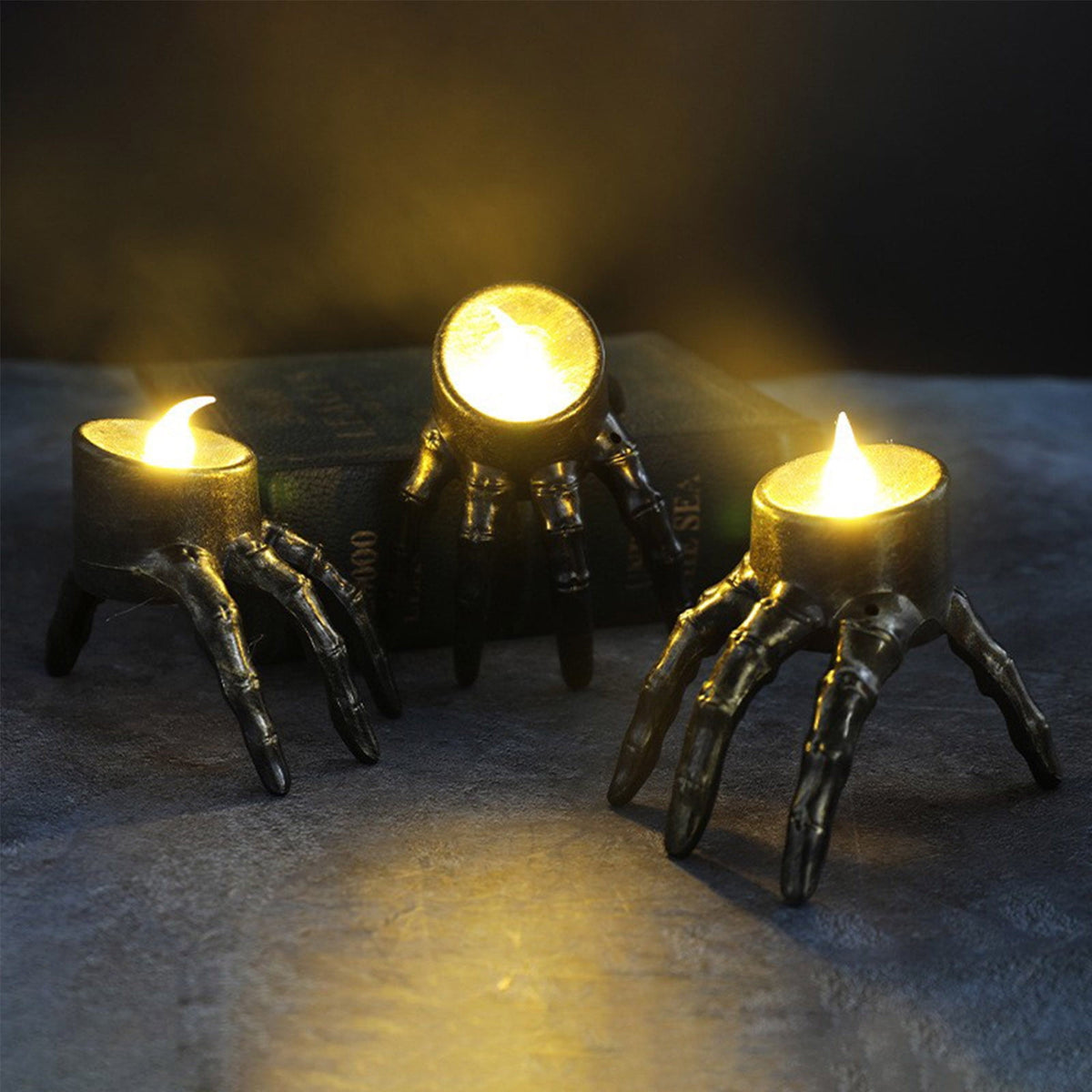 LHNFT Halloween Lantern Night Light, Vintage Oil Lamp Wall Light Outdoor, Battery Operated Hanging Lantern for Party Decor, Halloween Decorations Outdoor