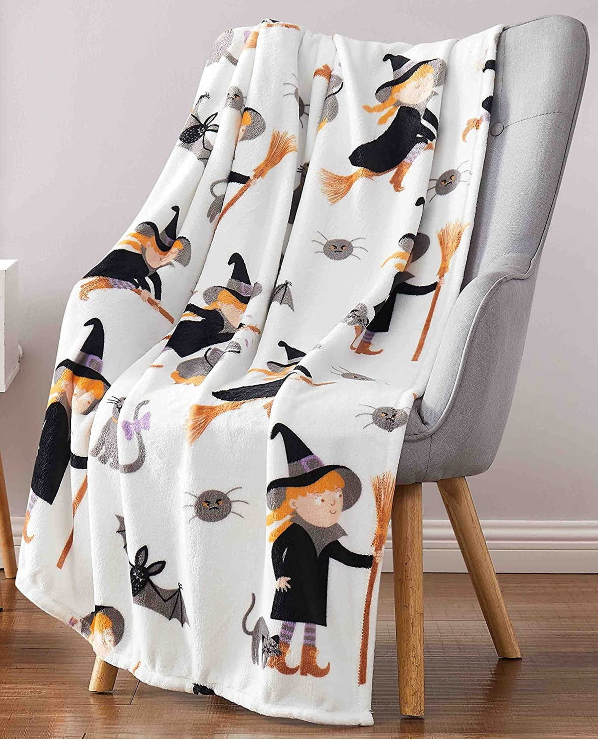 Serafina Home Halloween Throw Blanket: Fuzzy Boo! Jack O'Lantern Spider Webs Skull and Black Cats Print on Velvet Fleece for Sofa Bed Couch Chair Dorm