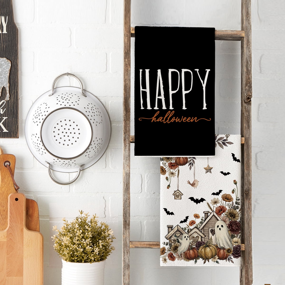 Sm:)e Pumpkin Ghost Bat Happy Halloween Dish Towels Set of 4, 18x26 Inch, Seasonal Holiday Hand Towels for Kitchen and Dining Table