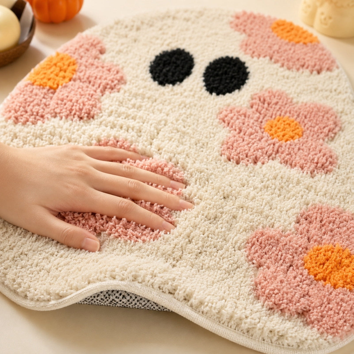 Pink Ghost Shaped Halloween Bath Mat, Boho Vintage Floral Funky Halloween Bath Mat for Bathroom Aesthetic Decorations, Rugs Non-Slip Washable Multicolor