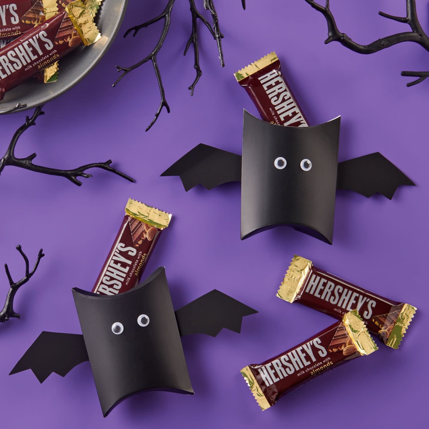 (2 pack) Hershey's Milk Chocolate with Almonds Snack Size, Halloween Candy Bag, 10.35 oz