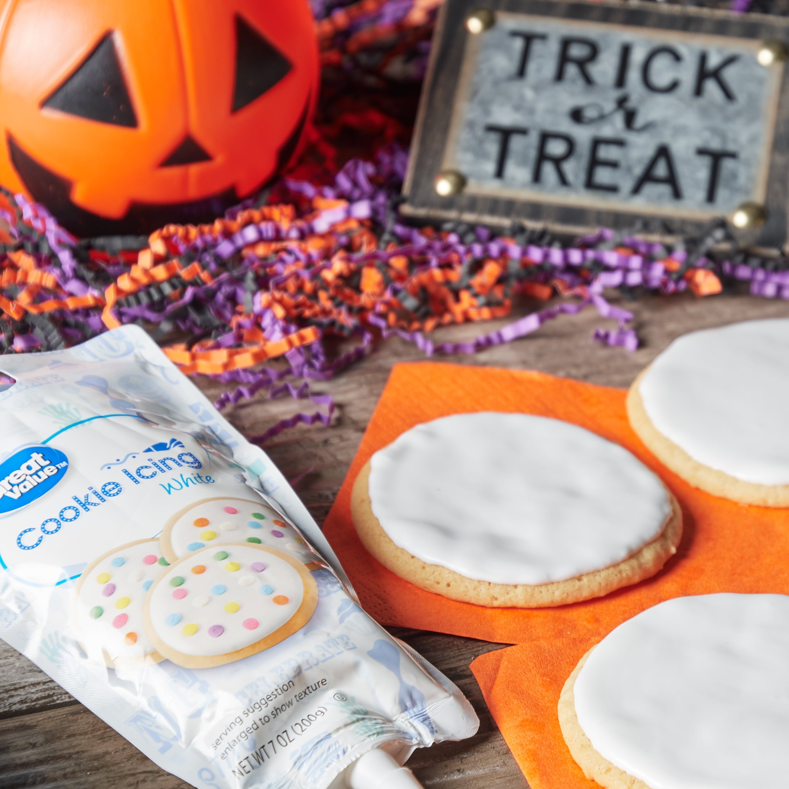 Great Value Vanilla Cookie Icing, White, 7 oz