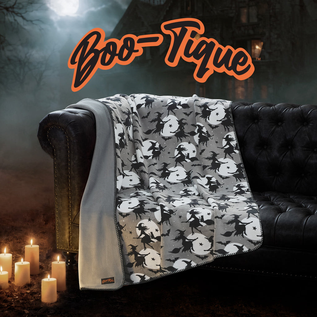 Boo-tique Halloween Plush Soft Oversized Couch Throw Blanket, Cats and Pumpkins, Orange, 50 x 72 in