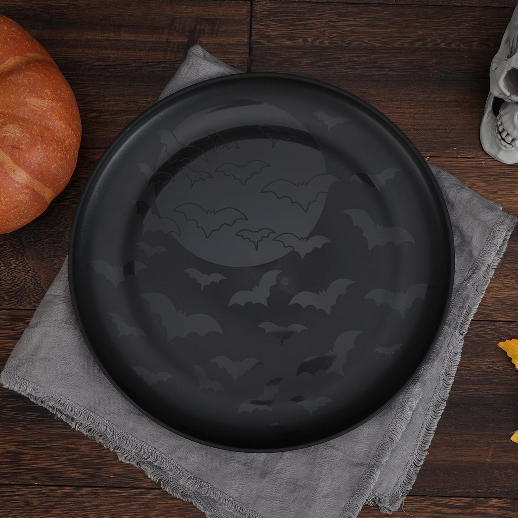 Mainstays 10.5 in Round Plastic Halloween Bats Dinner Plate, Black