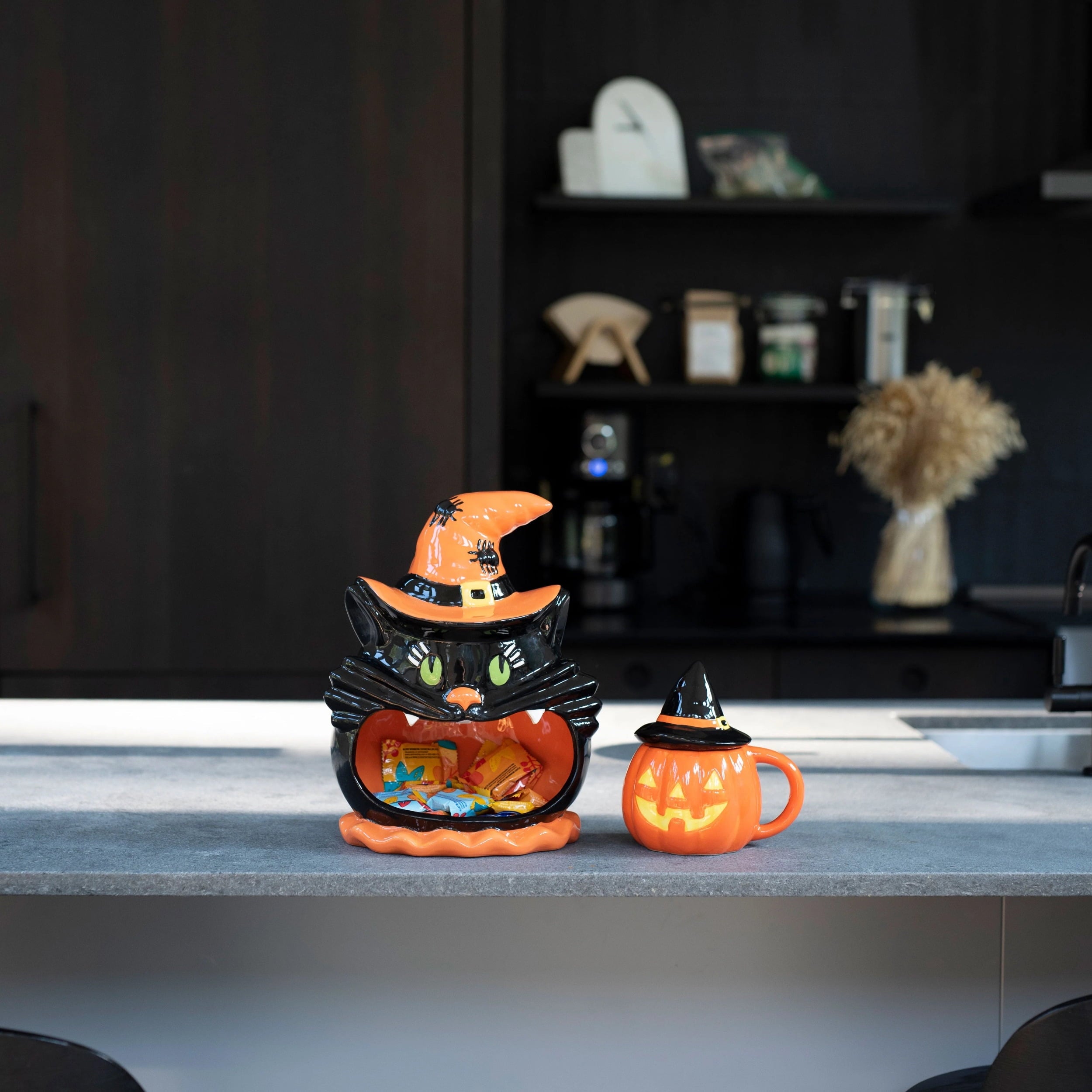 Mr. Halloween 18 oz Lidded Jack-O-Lantern Ceramic Mug with Spoon